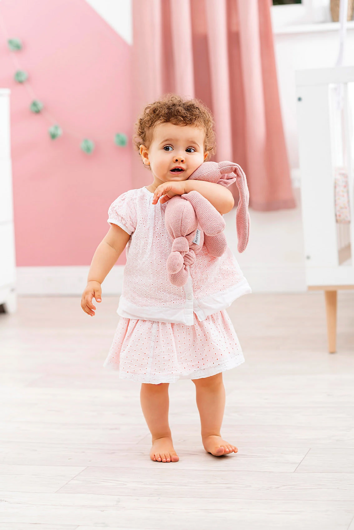 NATTOU Strick-Kuscheltier Häschen, Rosa 4 NATTOU Strick-Kuscheltier Häschen, Rosa – Bild 2